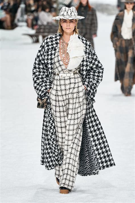 desfile de moda chanel 2019|Chanel fashion designer.